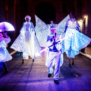 Animazione Artisti Luminosi per evento itinerante di paese